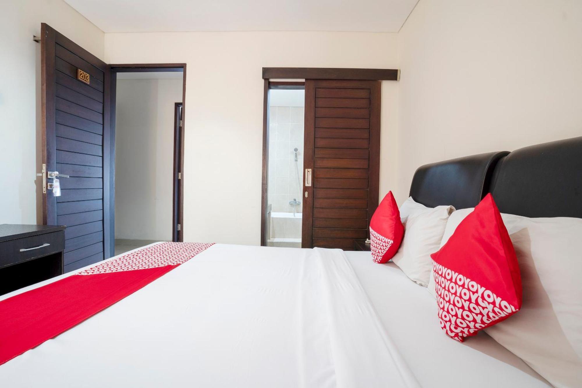 Oyo 482 Anika Guest House Kuta  Bagian luar foto